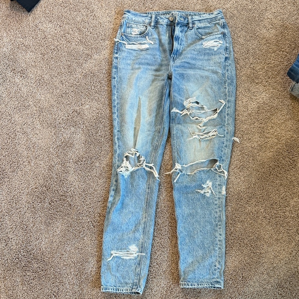 American Eagle Outfitters Light Blue Distressed Straight Leg Jeans